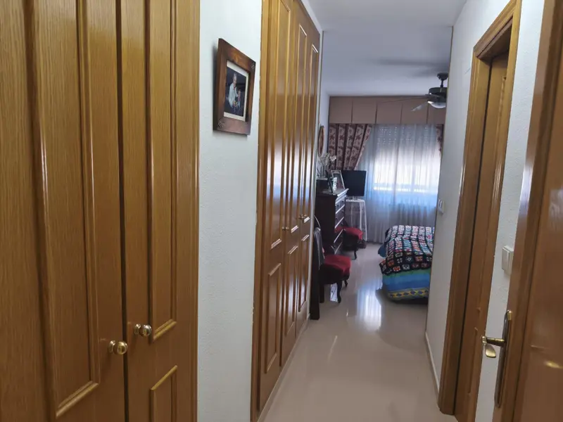 Apartment with 4 bedrooms in Alicante, Costa Blanca — photo 11 of 26