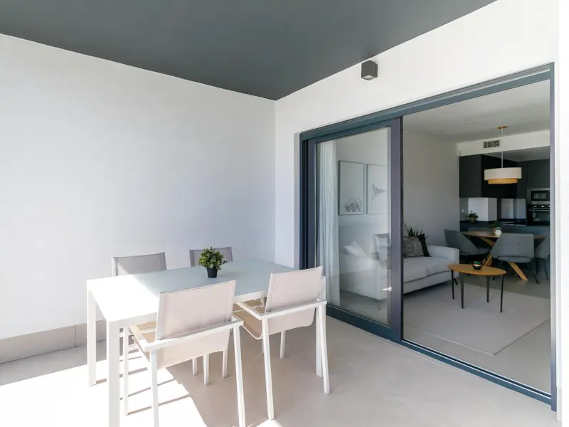 Apartamento de 2 dormitorios en Torrevieja, Costa Blanca — foto 18 de 30