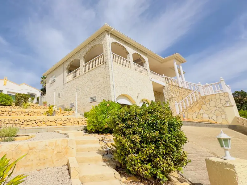 Вилла de 6 dormitorios en La Nucía, Costa Blanca — фото 24 из 29