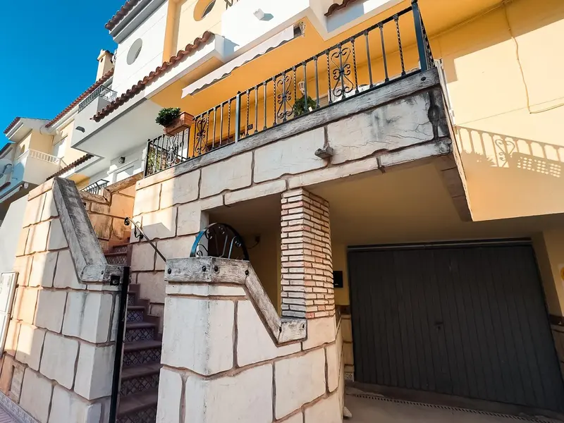 Bungalow de 3 dormitorios en Desconocido, Costa Blanca — foto 24 de 30