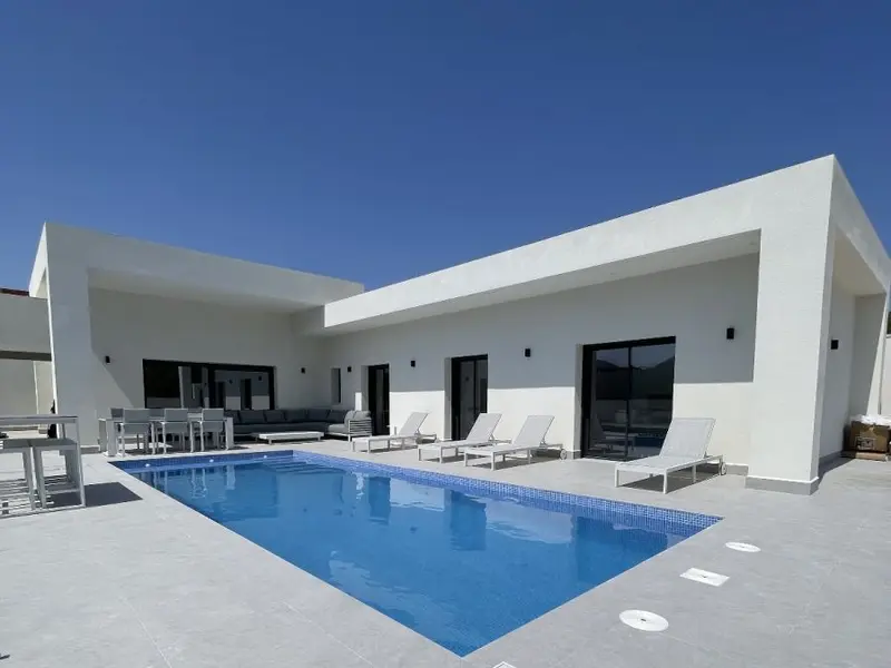 Villa de 3 dormitorios en La Romana, Costa Blanca — foto 30 de 30