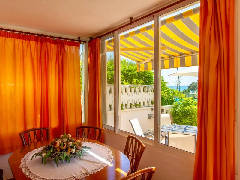 Apartamento de 3 dormitorios en Villajoyosa, Costa Blanca — foto 24 de 30