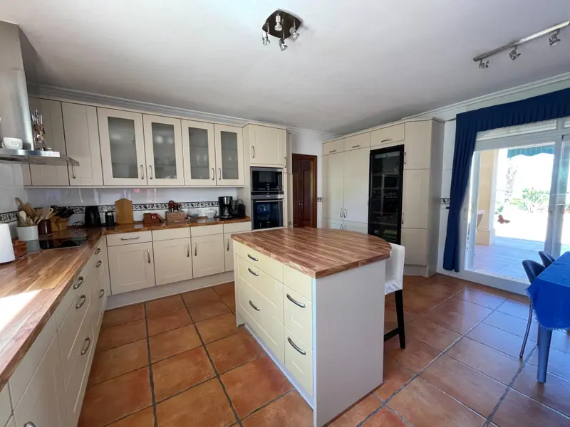Villa de 7 dormitorios en Alfaz del Pi, Costa Blanca — foto 8 de 30