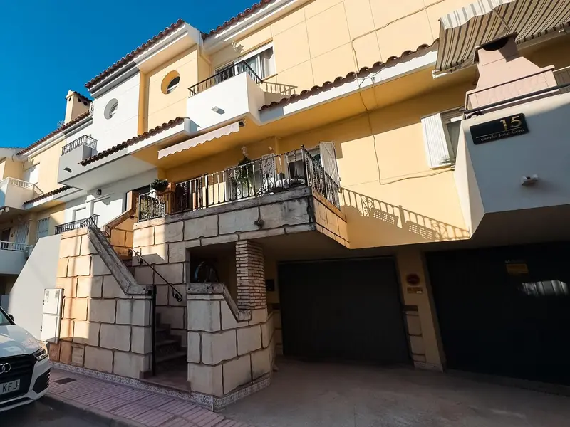 Bungalow de 3 dormitorios en Desconocido, Costa Blanca — foto 26 de 30