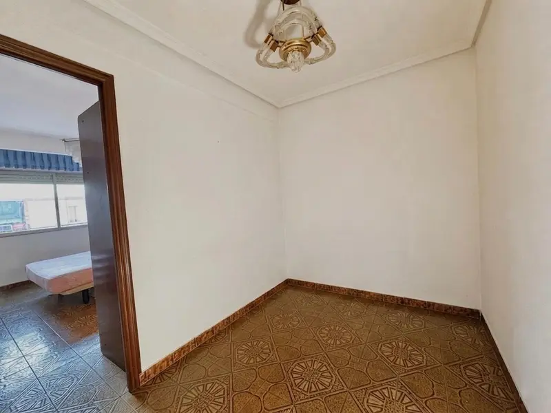 Apartamento de 4 dormitorios en Alicante, Costa Blanca — foto 12 de 17
