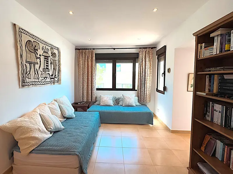 Villa with 4 bedrooms in Jávea, Costa Blanca — photo 21 of 30