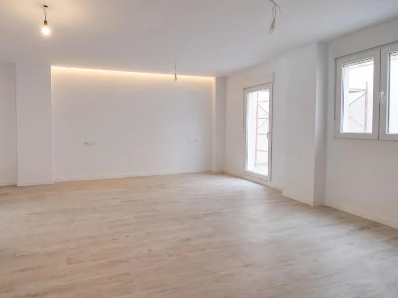 Apartamento de 2 dormitorios en Elche, Costa Blanca — foto 8 de 11