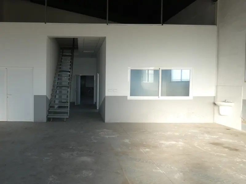 Local comercial en Dolores, Costa Blanca — foto 11 de 30