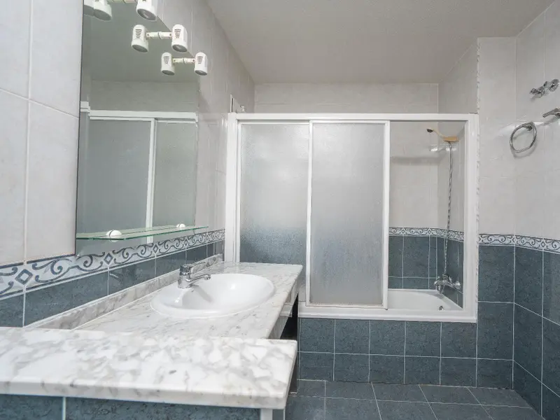 Villa de 5 dormitorios en Aspe, Costa Blanca — foto 22 de 30