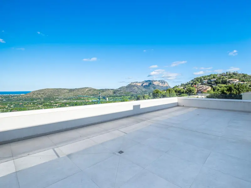 Villa with 5 bedrooms in Dénia, Costa Blanca — photo 23 of 30