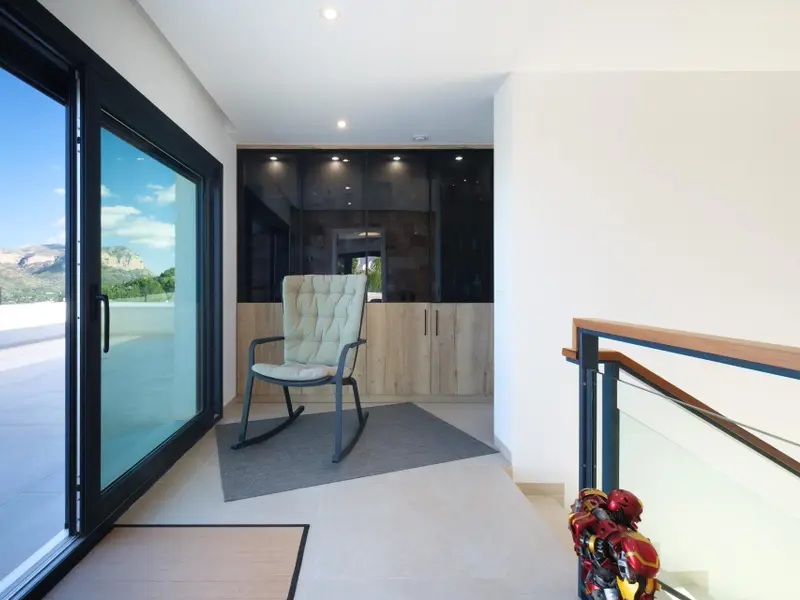 Villa with 5 bedrooms in Dénia, Costa Blanca — photo 14 of 30