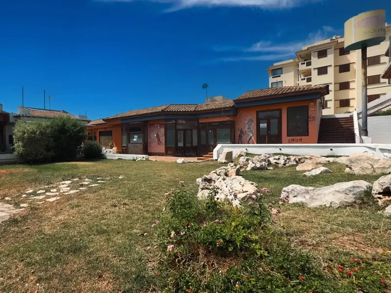 Комерційне приміщення з 3 спальнями у Dénia, Коста-Бланка — фото 30 з 30