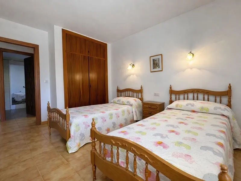 Villa de 4 dormitorios en Calpe, Costa Blanca — foto 9 de 24