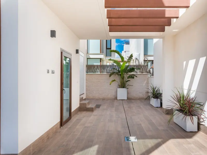 Villa de 3 dormitorios en Rojales, Costa Blanca — foto 24 de 30