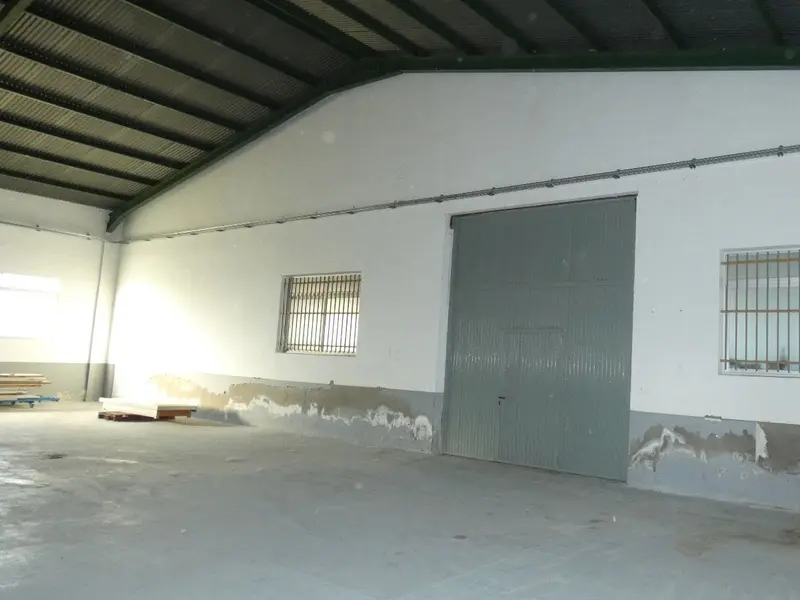 Local comercial en Dolores, Costa Blanca — foto 2 de 30