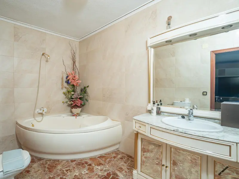 Villa de 5 dormitorios en Alicante, Costa Blanca — foto 25 de 30