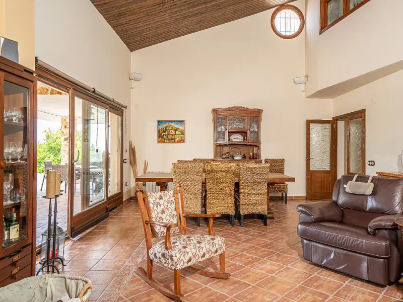 Apartamento de 4 dormitorios en Desconocido, Costa Blanca — foto 9 de 30