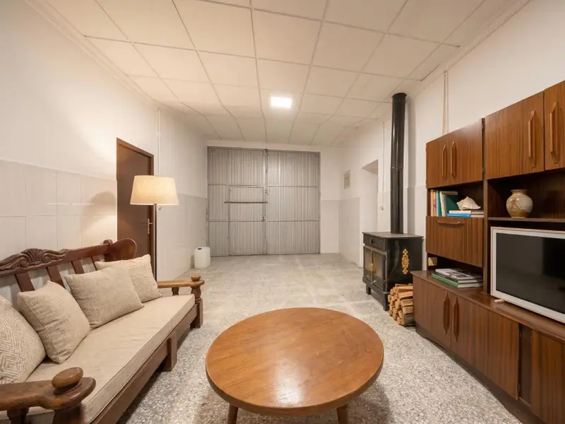 Commercial with 3 bedrooms in Crevillent, Costa Blanca — photo 20 of 29
