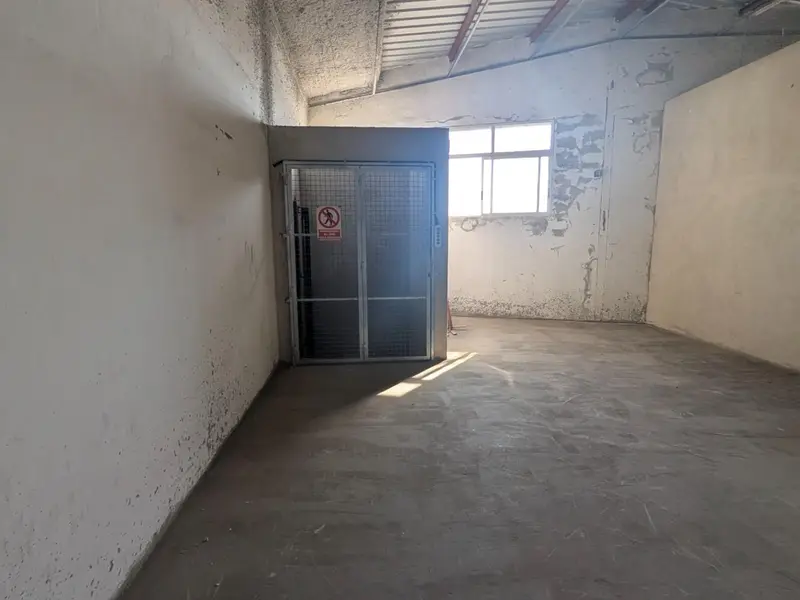 Local comercial en Elche, Costa Blanca — foto 7 de 23