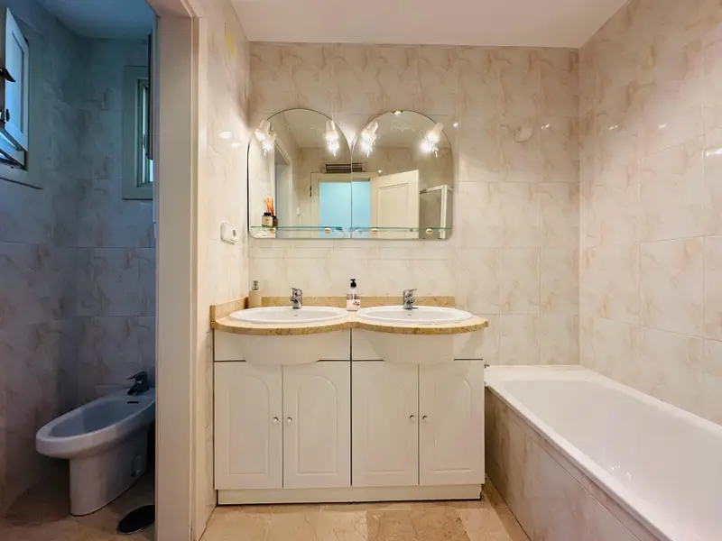 Villa de 4 dormitorios en Finestrat, Costa Blanca — foto 16 de 30