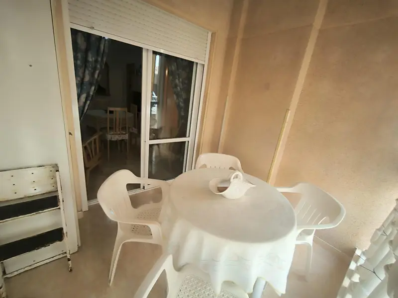 Apartamento de 2 dormitorios en Torrevieja, Costa Blanca — foto 2 de 23