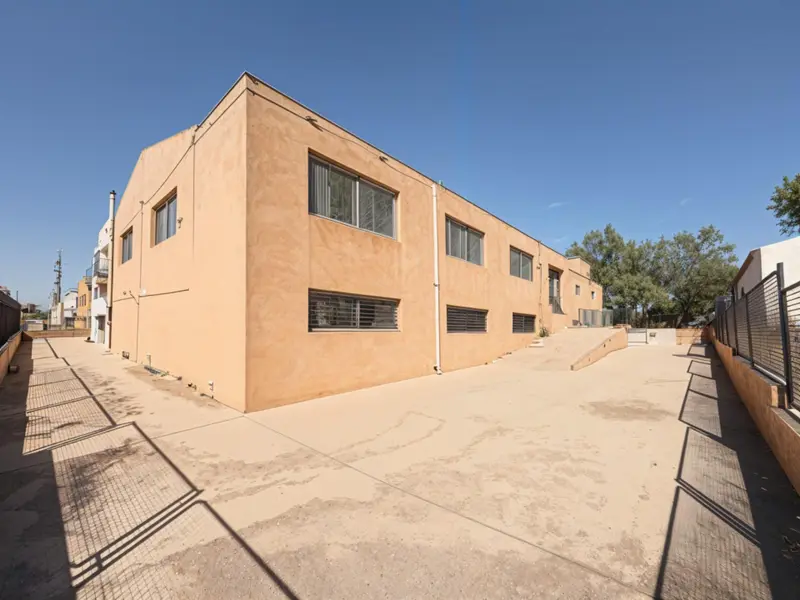 Commercial with 1 bedrooms in Almansa, Costa Blanca — photo 2 of 22