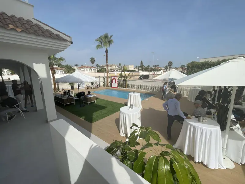 Villa de 3 dormitorios en Rojales, Costa Blanca — foto 19 de 30