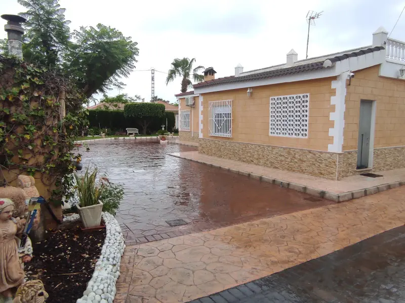 Villa mit 5 Schlafzimmern in Elche, Costa Blanca — Foto 13 von 15