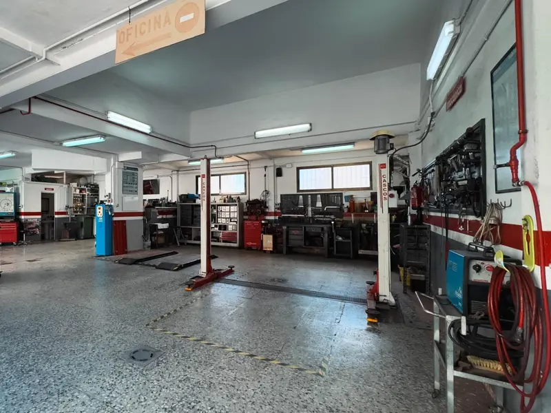 Local comercial en Benidorm, Costa Blanca — foto 9 de 27