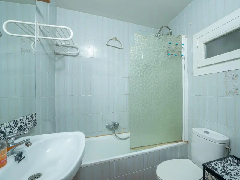 Apartamento de 4 dormitorios en Desconocido, Costa Blanca — foto 13 de 21