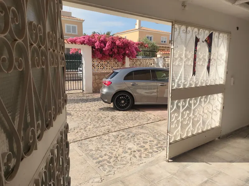 Villa mit 4 Schlafzimmern in Villajoyosa, Costa Blanca — Foto 5 von 30