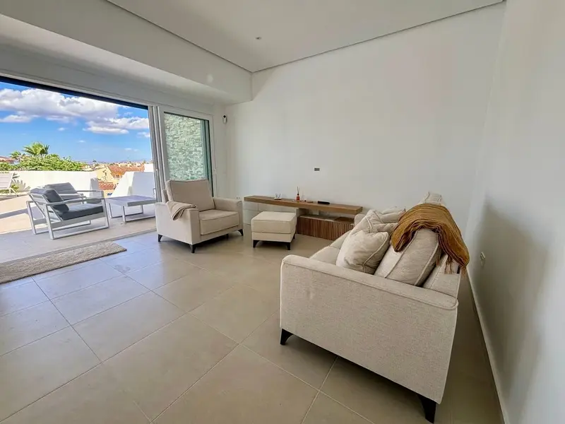 Villa de 3 dormitorios en Rojales, Costa Blanca — foto 16 de 30