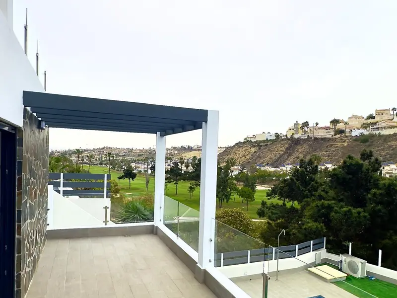 Villa de 4 dormitorios en Rojales, Costa Blanca — foto 12 de 30