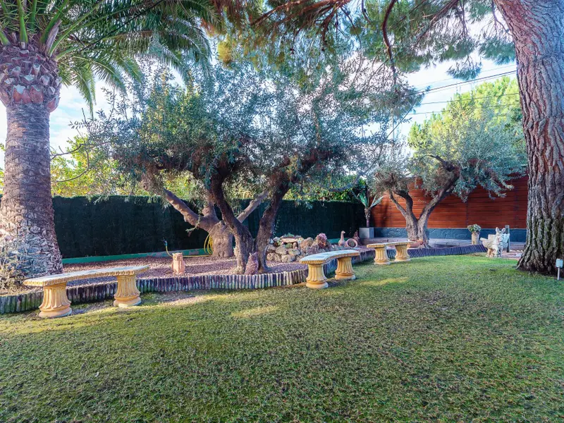 Villa de 5 dormitorios en Elda, Costa Blanca — foto 11 de 30