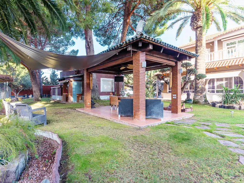 Villa de 5 dormitorios en Elda, Costa Blanca — foto 7 de 30