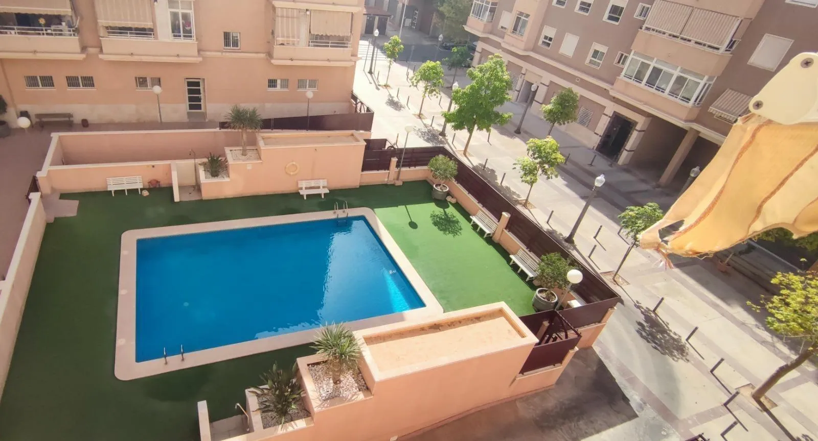 Apartamento de 3 dormitorios en Elche, Costa Blanca — foto 1 de 16