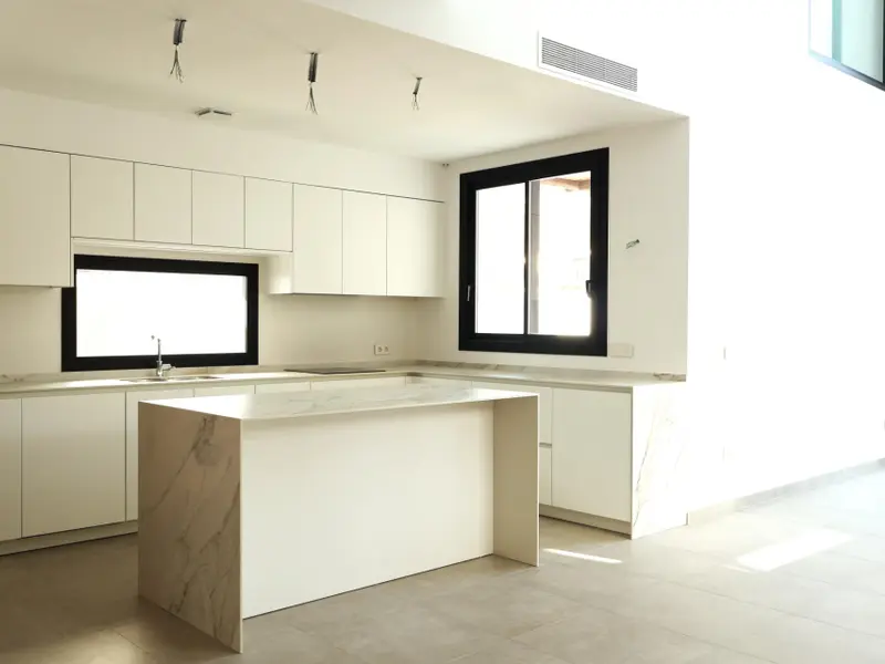 Villa de 4 dormitorios en Albir, Costa Blanca — foto 17 de 30