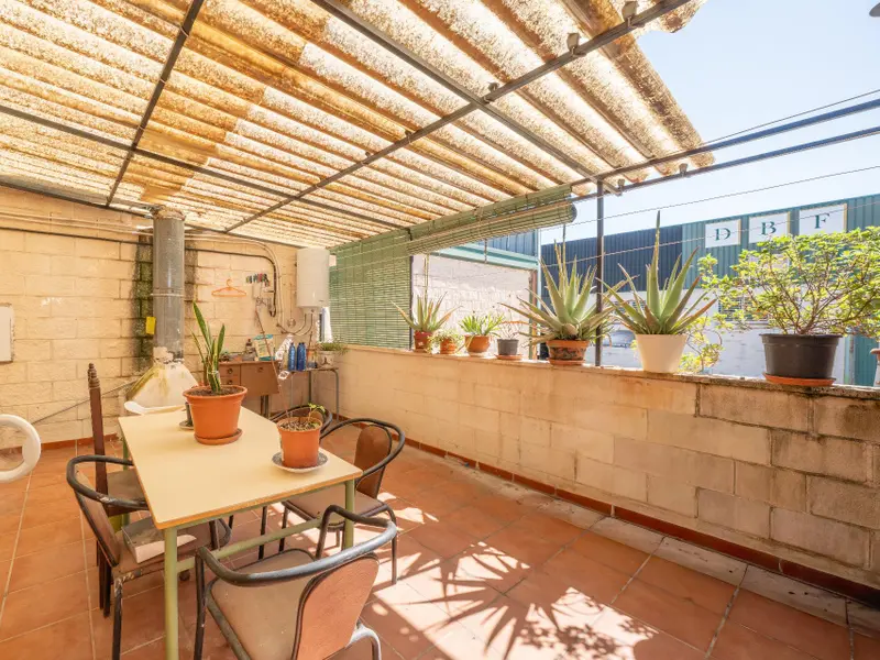 Local comercial de 4 dormitorios en Desconocido, Costa Blanca — foto 11 de 30