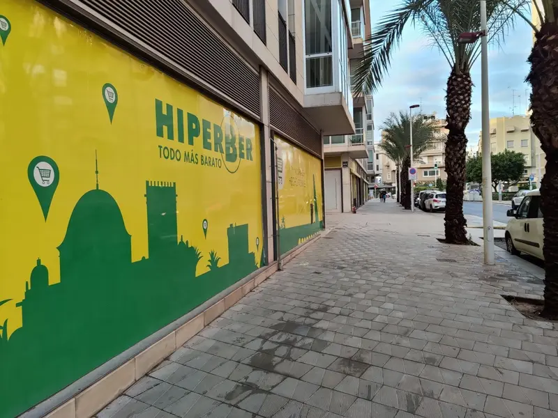 Local comercial en Elche, Costa Blanca — foto 10 de 16