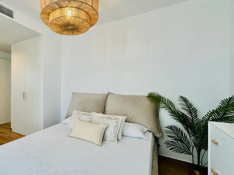 Apartamento de 2 dormitorios en Villajoyosa, Costa Blanca — foto 13 de 29