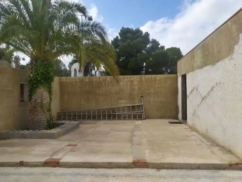 Bedrijfsruimte in Alfaz del Pi, Costa Blanca — foto 12 van 13