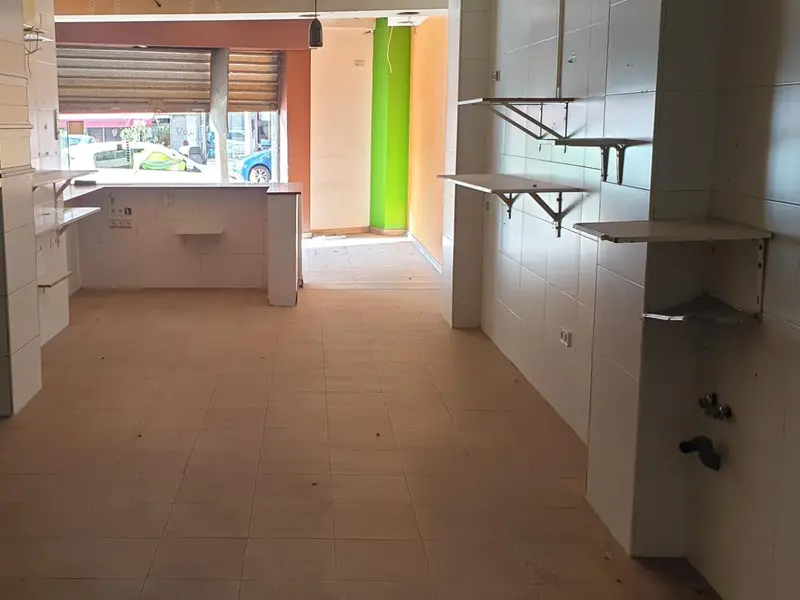 Local comercial en Elche, Costa Blanca