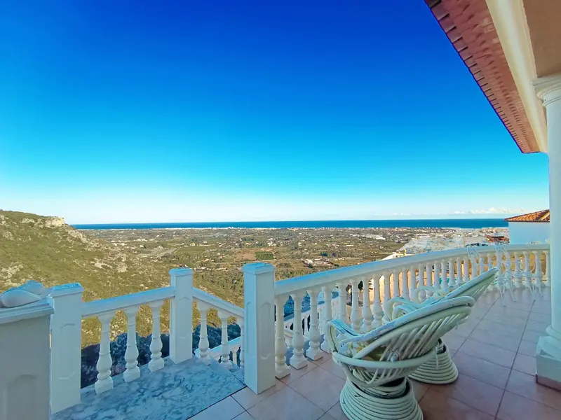 Villa with 4 bedrooms in Dénia, Costa Blanca — photo 6 of 30