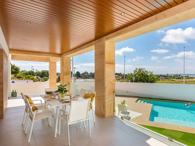 Villa de 4 dormitorios en Rojales, Costa Blanca — foto 10 de 19