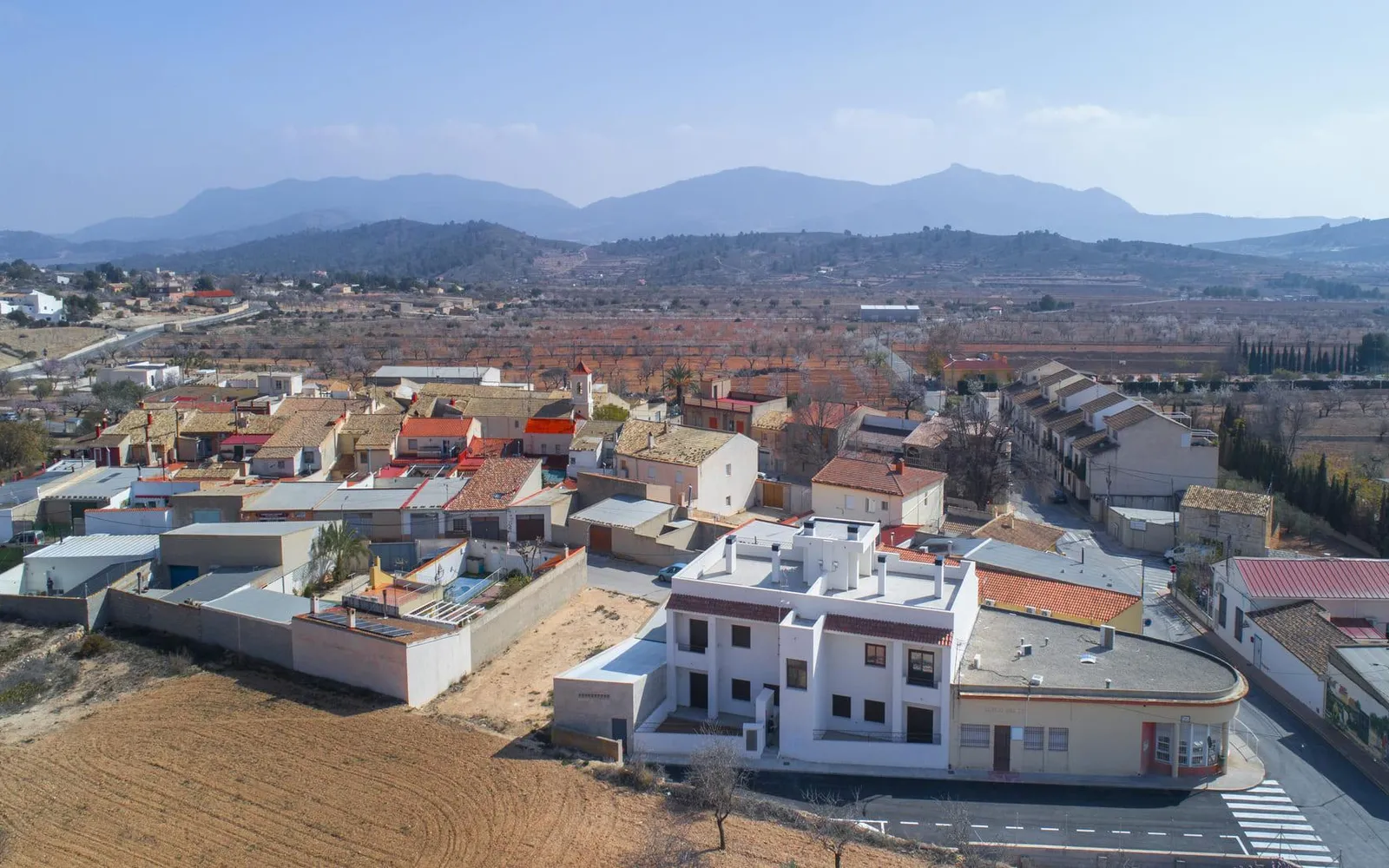أرض de 3 dormitorios en Hondón de las Nieves, Costa Blanca — صورة 1 من 30