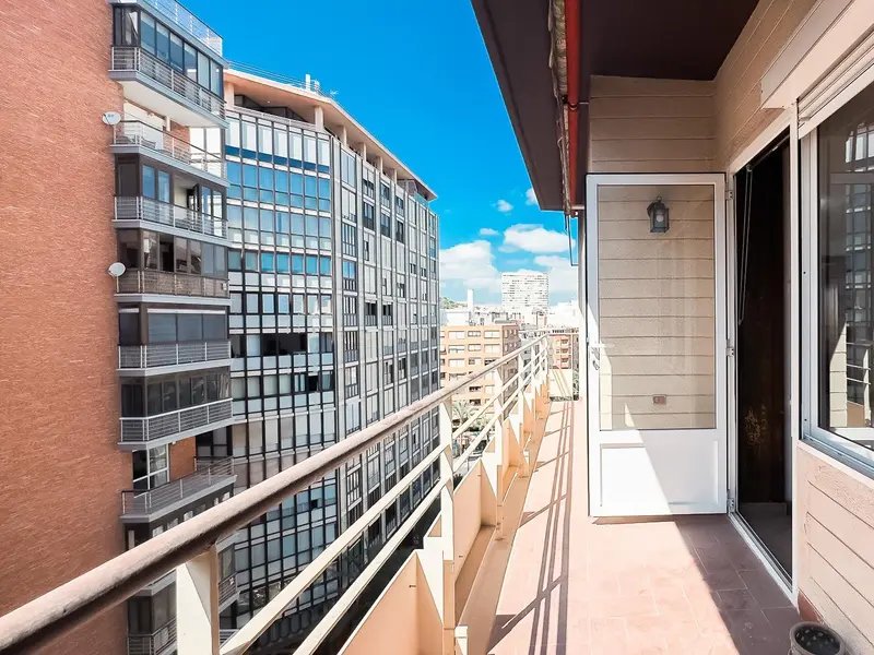 Apartamento de 5 dormitorios en Alicante, Costa Blanca — foto 3 de 25