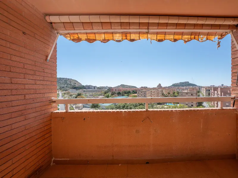 Apartamento de 2 dormitorios en Alicante, Costa Blanca — foto 12 de 28