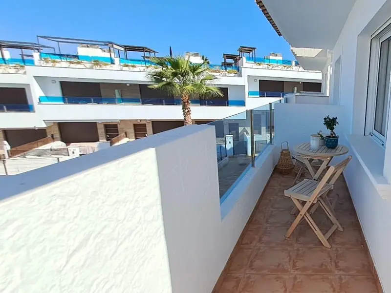 بيت متصل de 3 dormitorios en Torrevieja, Costa Blanca — صورة 21 من 30
