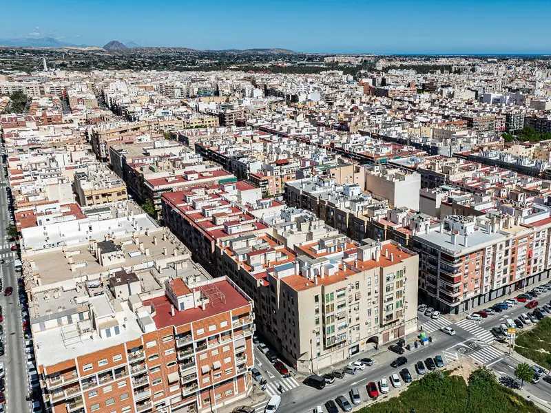 Комерційне приміщення у Elche, Коста-Бланка — фото 28 з 30