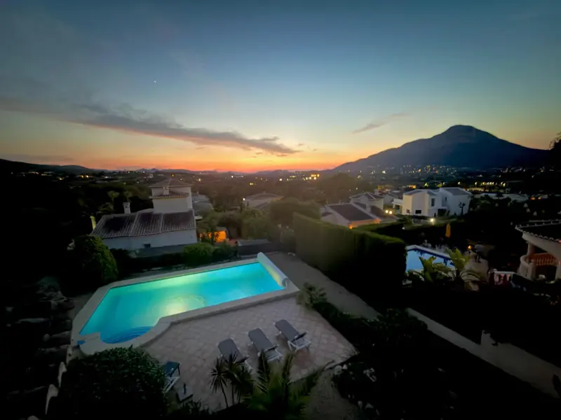 Villa de 4 dormitorios en Jávea, Costa Blanca — foto 2 de 29